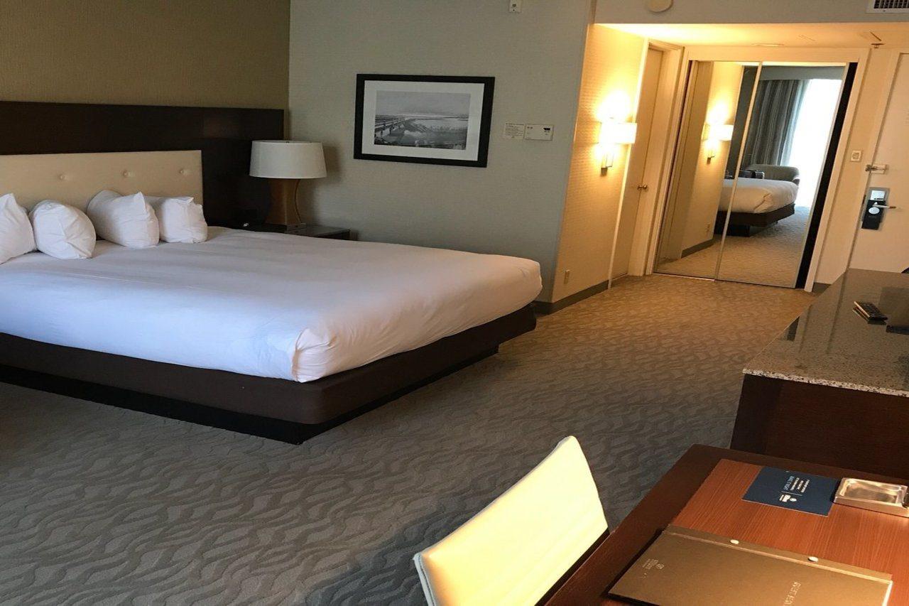 Готель Hilton Oakland Airport Екстер'єр фото